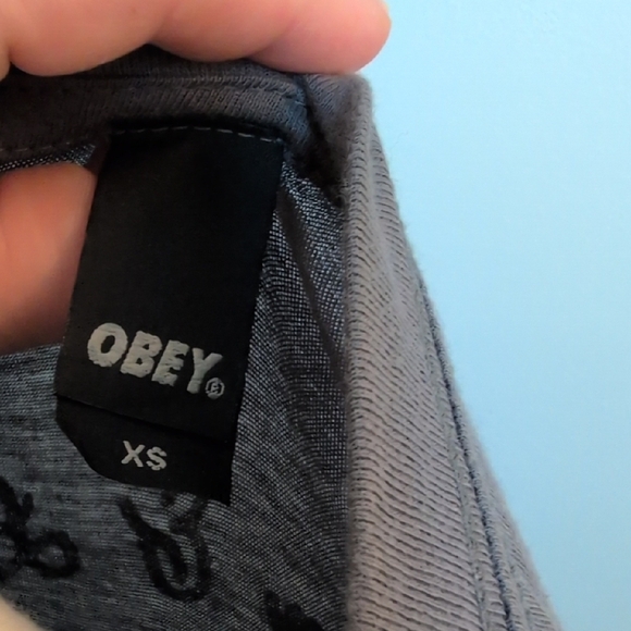 Obey Gray Fitted Short Sleeve Tee with Red Graphic - Picture 2 of 6